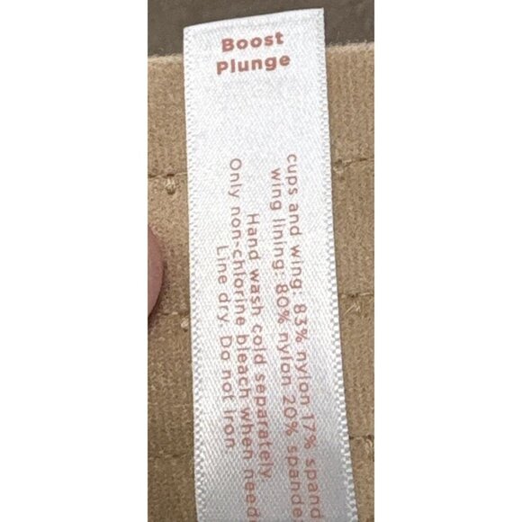 Cacique Bra 44DDD Boost Plunge Smooth Tan Nude Underwire Lane Bryant - Picture 5 of 5